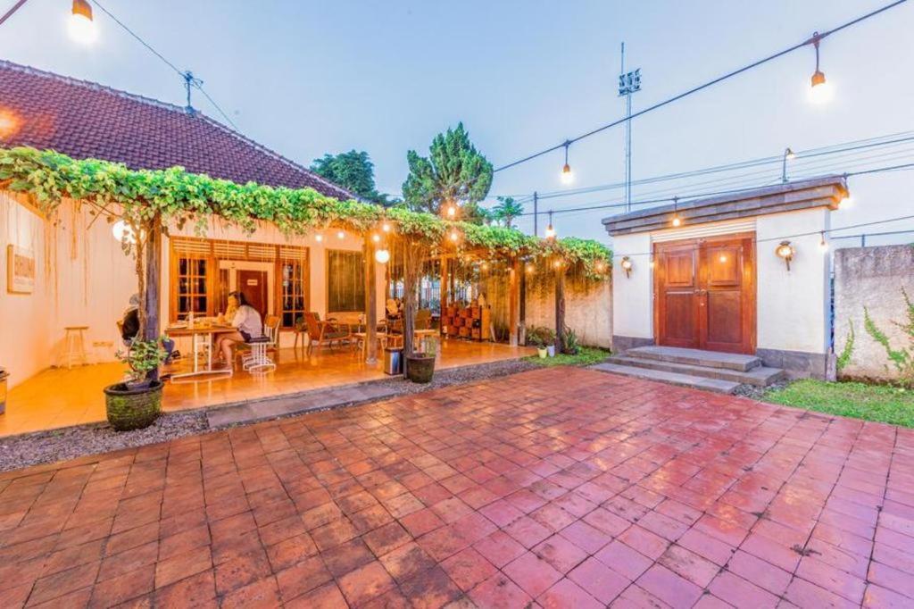 Bhumi Hostel Yogyakarta Dış mekan fotoğraf